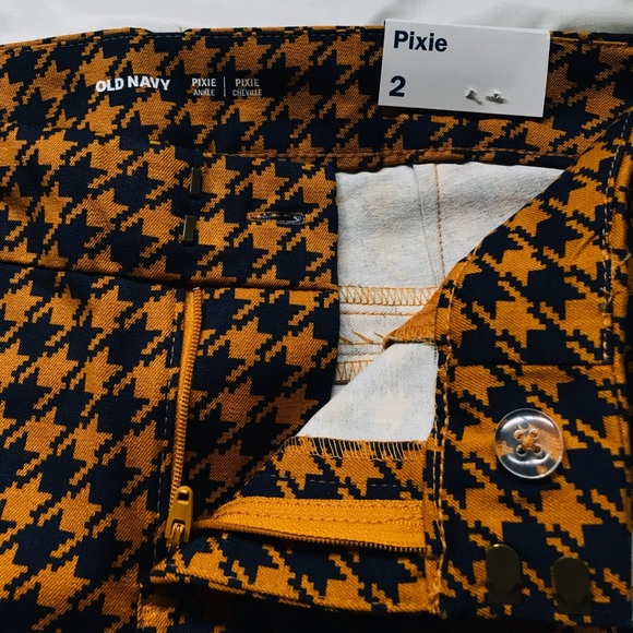 NWT Old Navy ankle length pixie pants patterned - Picture 2 of 4